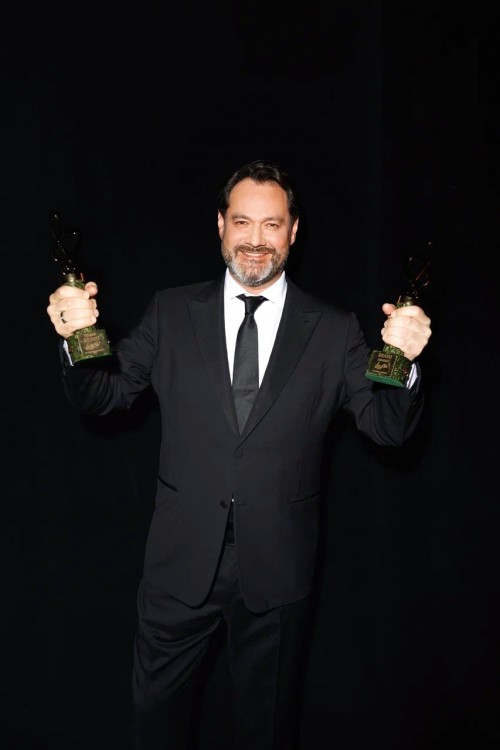 Ильдар Абдразаков награжден Премией «BraVo» в двух номинациях 